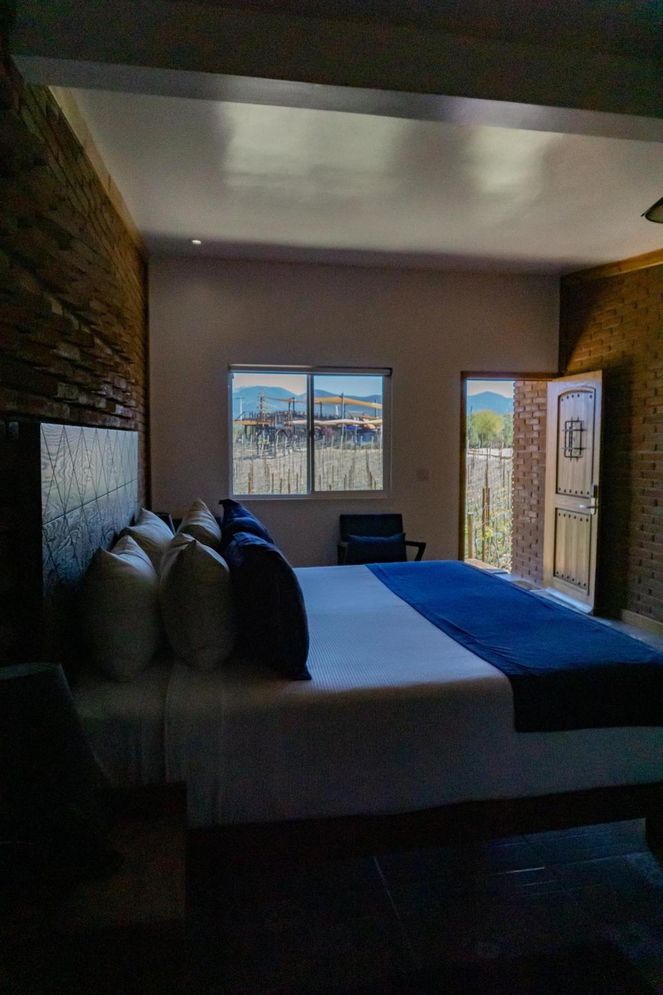 Ojo Azul Resort 瓜达鲁佩镇 外观 照片